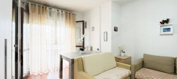 2 rooms Apartment in Rome, Italy No. 34051 10