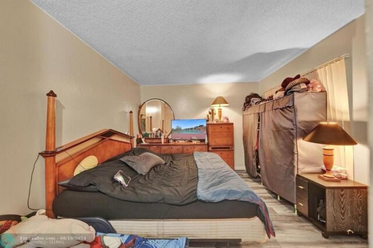 2 bedrooms House in Miramar, USA No. 383571