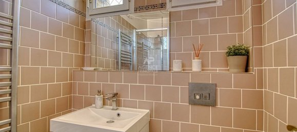 1 bedroom Apartment in Versailles, France No. 296048 9