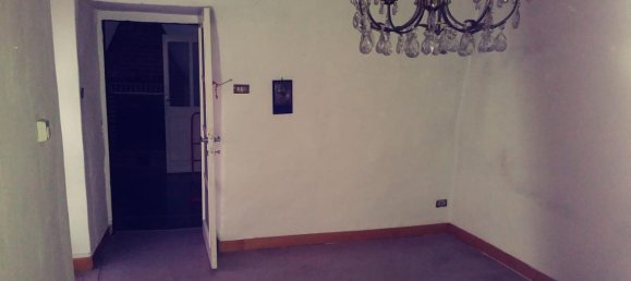 7 rooms House in Castiglione Chiavarese, Italy No. 165577 4
