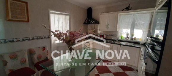 Villa T4 em Fânzeres, Portugal N.º 56856 10