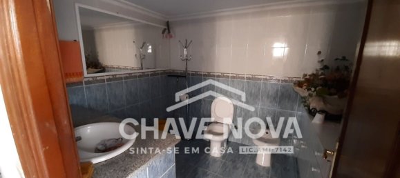 Villa T4 em Fânzeres, Portugal N.º 56856 15