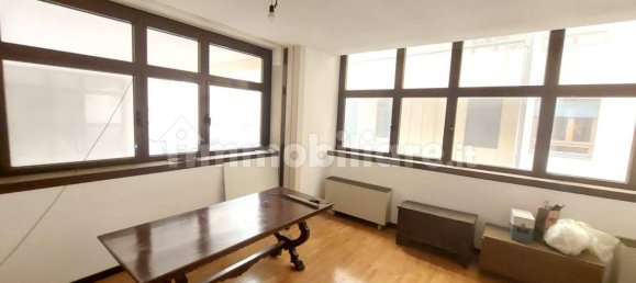 5 rooms Office in Vicenza, Italy No. 68643 10