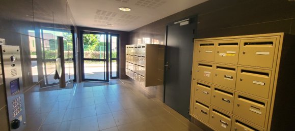 Studio in Troyes, France, Nr. 223937 16