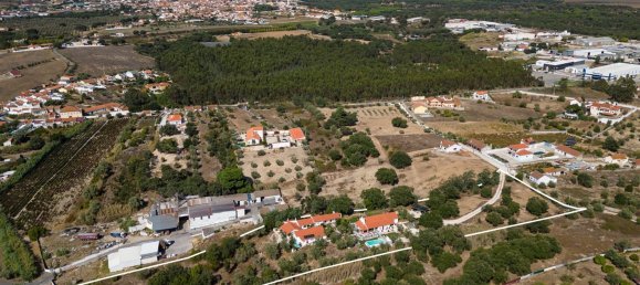 8 bedrooms Land in Cartaxo, Portugal No. 140272 4