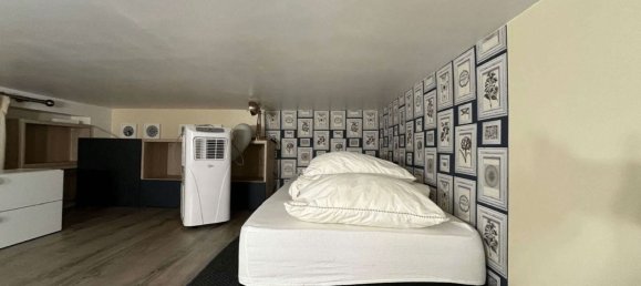 1 bedroom Apartment in Clichy, France No. 174328 5