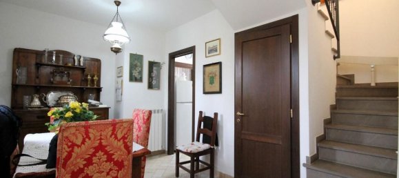4 rooms Villa in Lucca, Italy No. 48015 12