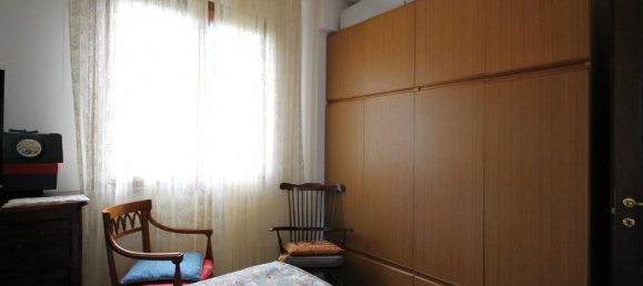4 rooms Villa in Lucca, Italy No. 48015 24