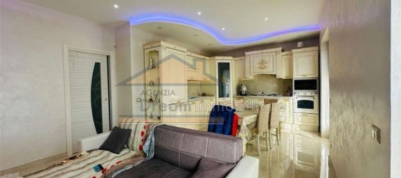 3 rooms Apartment in Giugliano in Campania, Italy No. 282372 3