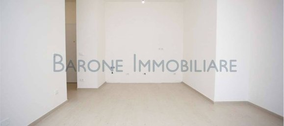 2 bedrooms Apartment in Carrara, Italy No. 27368 8