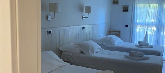 5 rooms Apartment in Rho, Italy No. 226883 20