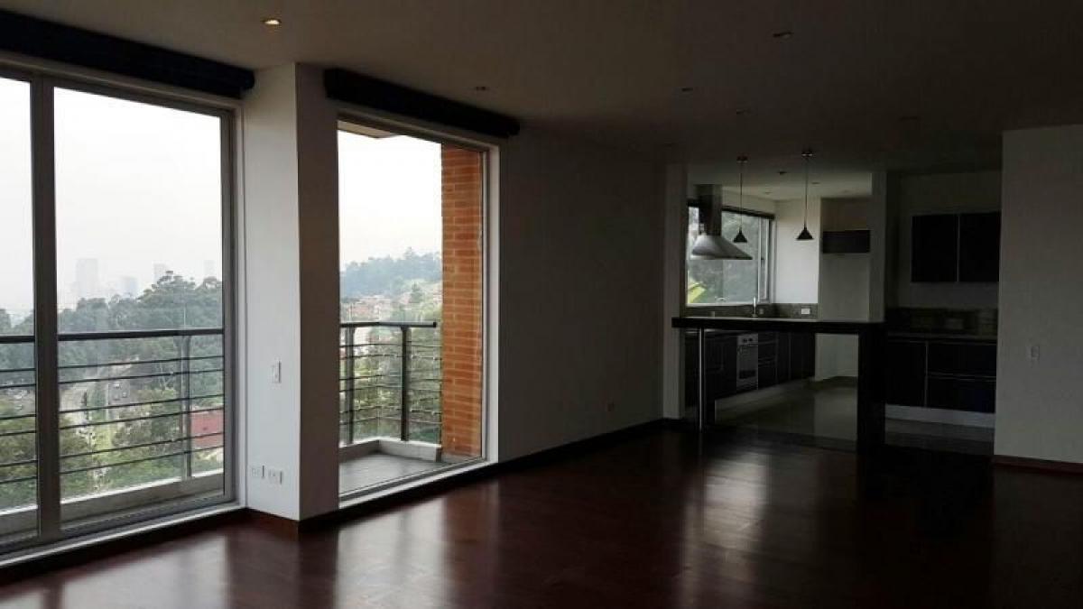 Дом с 3 спальнями в Богота, Колумбия № 14771