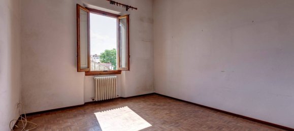 3 bedrooms House in San Giovanni Valdarno, Italy No. 338204 2