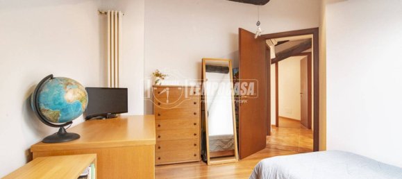 3 bedrooms Apartment in Milan, Italy No. 243607 23