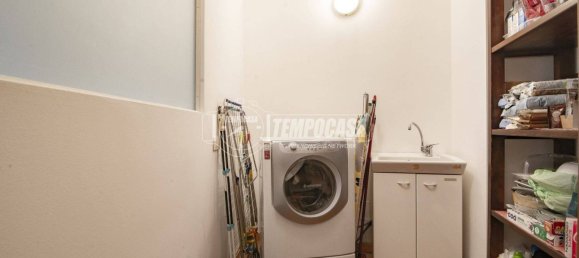 3 bedrooms Apartment in Milan, Italy No. 243607 15