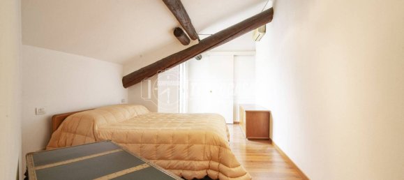 3 bedrooms Apartment in Milan, Italy No. 243607 17