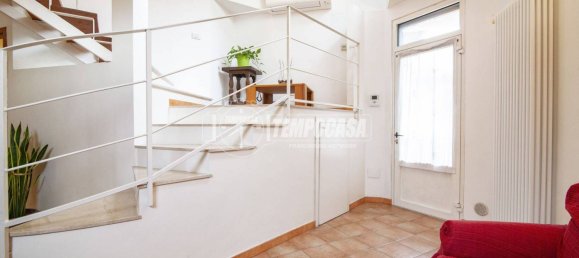 3 bedrooms Apartment in Milan, Italy No. 243607 2