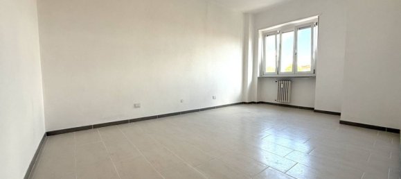 3 Schlafzimmer Wohnung in Settimo Torinese, Italy, Nr. 323113 6