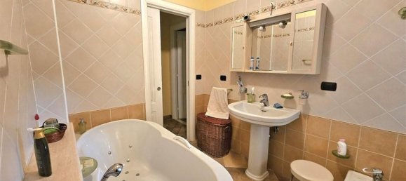 13 rooms Villa in Massa, Italy No. 237310 20