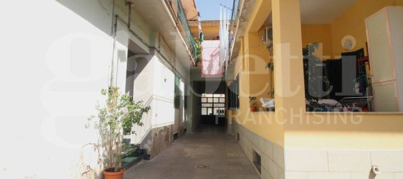 Apartamento T2 em Arzano, Italy N.º 311773 21