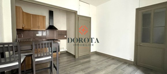 Apartamento de 2 dormitorios en Grenoble, France No. 197659 2