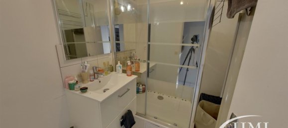 Apartamento de 3 dormitorios en Evry, France No. 166489 7