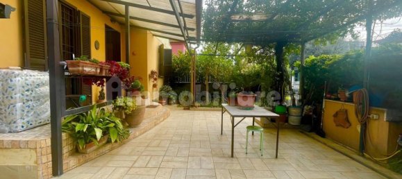 2 bedrooms Apartment in Rome, Italy No. 176437 3