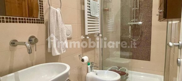 2 bedrooms Apartment in Rome, Italy No. 176437 16