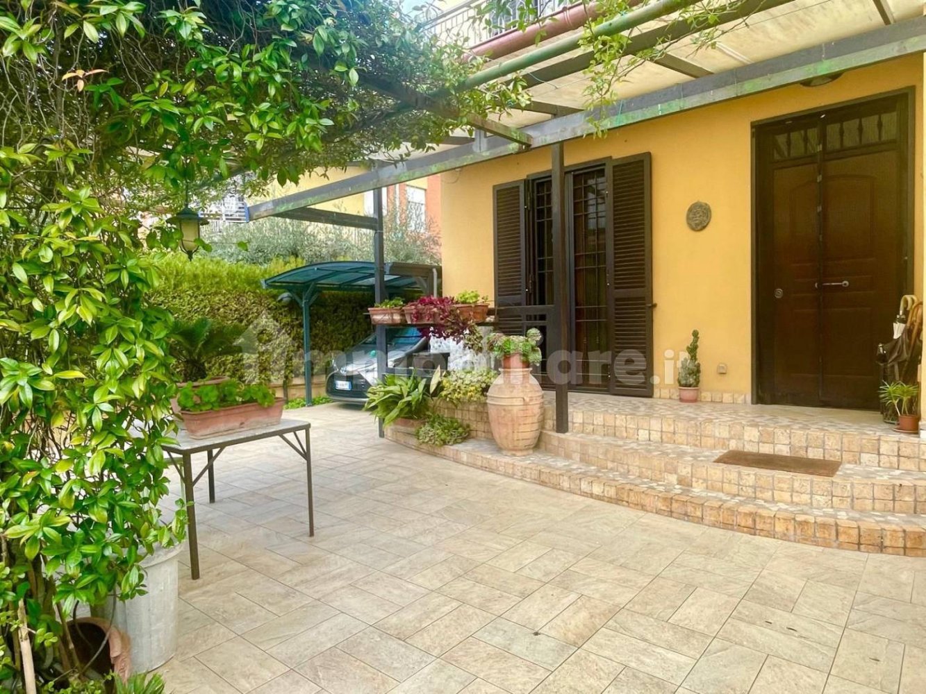 2 bedrooms Apartment in Rome, Italy No. 176437