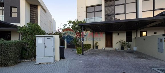 4 bedrooms Villa in DAMAC Hills (Akoya by DAMAC), UAE No. 1575 5