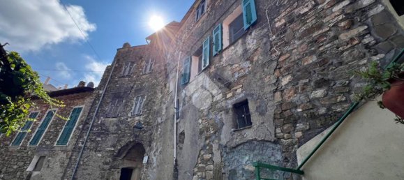 2 bedrooms Apartment in Cipressa, Italy No. 131012 4