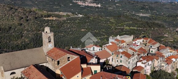 2 bedrooms Apartment in Cipressa, Italy No. 131012 3