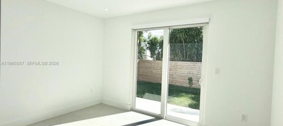 2 Schlafzimmer Villa in Miami, USA, Nr. 615606 14