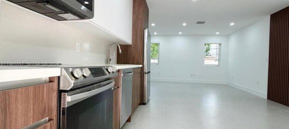 2 Schlafzimmer Villa in Miami, USA, Nr. 615606 22