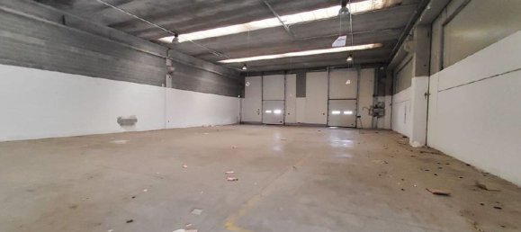 Entrepôt à Castelletto sopra Ticino, Italy 641m² No. 3542 3