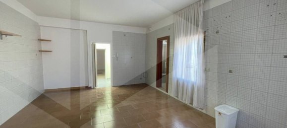 Casa de 5 habitaciónes en Torremaggiore, Italy No. 28087 8