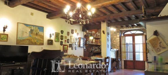 6 bedrooms House in Lucca, Italy No. 47964 11