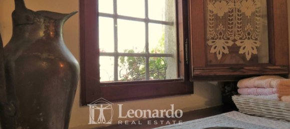 6 bedrooms House in Lucca, Italy No. 47964 5