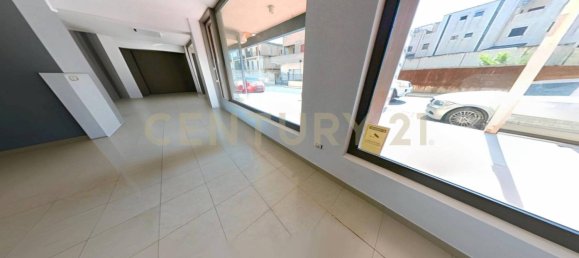 Imóvel comercial de 2 divisões em Vittoria, Italy N.º 287375 7