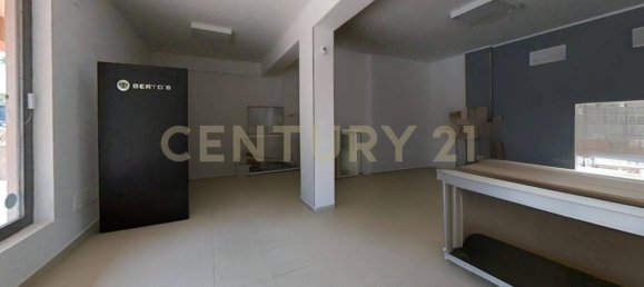 Imóvel comercial de 2 divisões em Vittoria, Italy N.º 287375 16