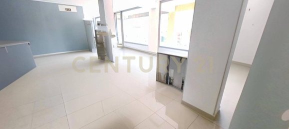 Imóvel comercial de 2 divisões em Vittoria, Italy N.º 287375 5