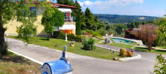 4 bedrooms Villa in Chalkidiki, Greece No. 1347 6