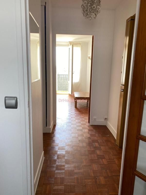 2 Schlafzimmer Wohnung in Drancy, France, Nr. 176802