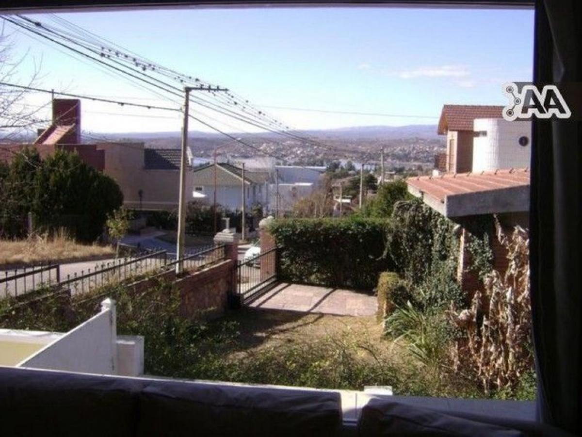 4 bedrooms House in Cordoba, Argentina No. 21728