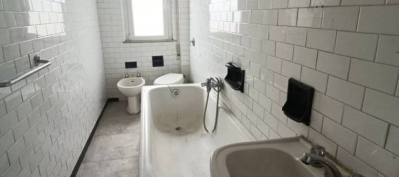 6 bedrooms Apartment in Quiliano, Italy No. 101157 8