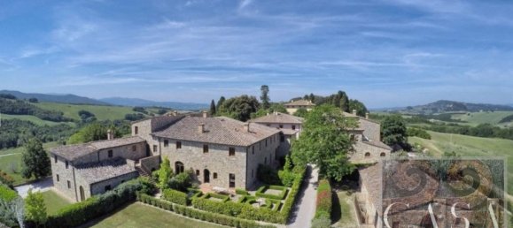 2 bedrooms House in Volterra, Italy No. 337 2