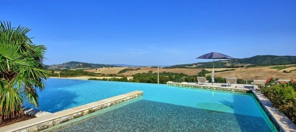 2 bedrooms House in Volterra, Italy No. 337 4