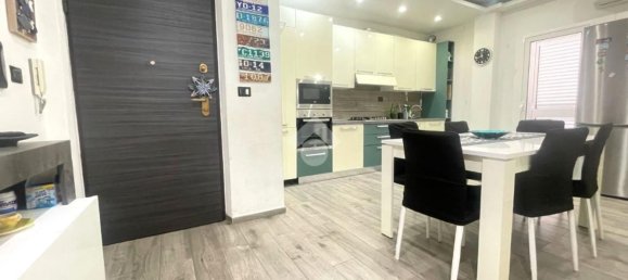 3 rooms Apartment in Reggio Calabria, Italy No. 36227 7