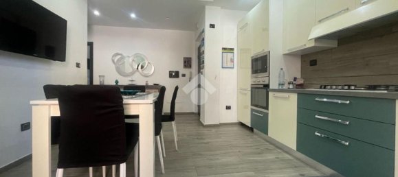 3 rooms Apartment in Reggio Calabria, Italy No. 36227 4