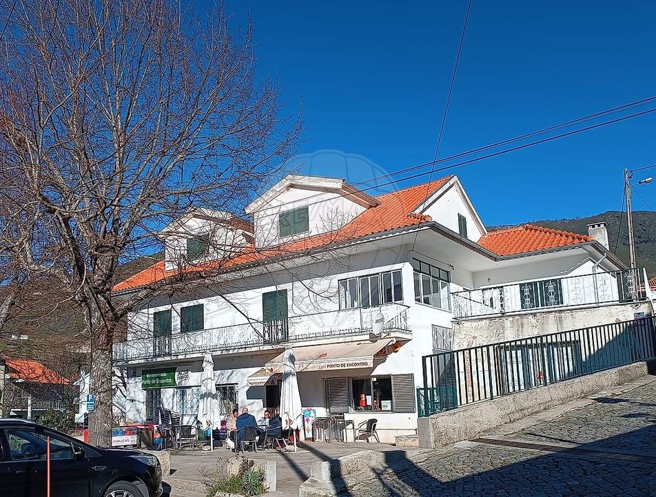 8 bedrooms House in Vale de Amoreira, Portugal No. 34113